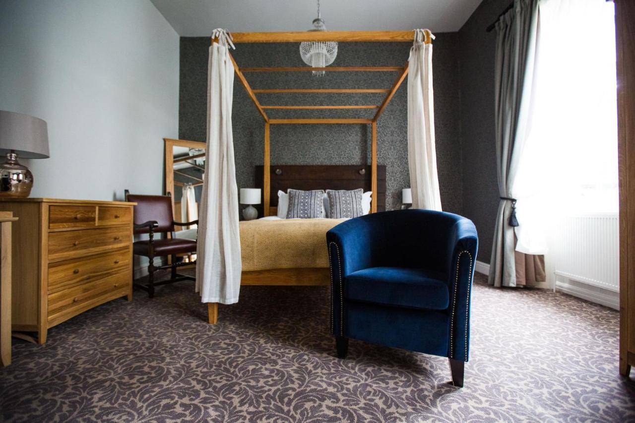 The Blue Boar Hotell Witney Exteriör bild