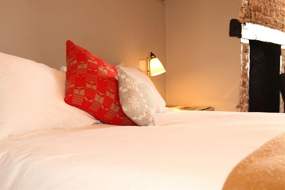 The Blue Boar Hotell Witney Exteriör bild