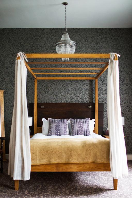 The Blue Boar Hotell Witney Exteriör bild